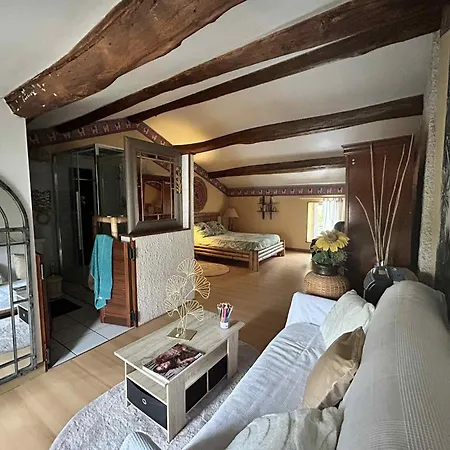 Ancien Corps De Ferme A La Campagne Tatil Evi *